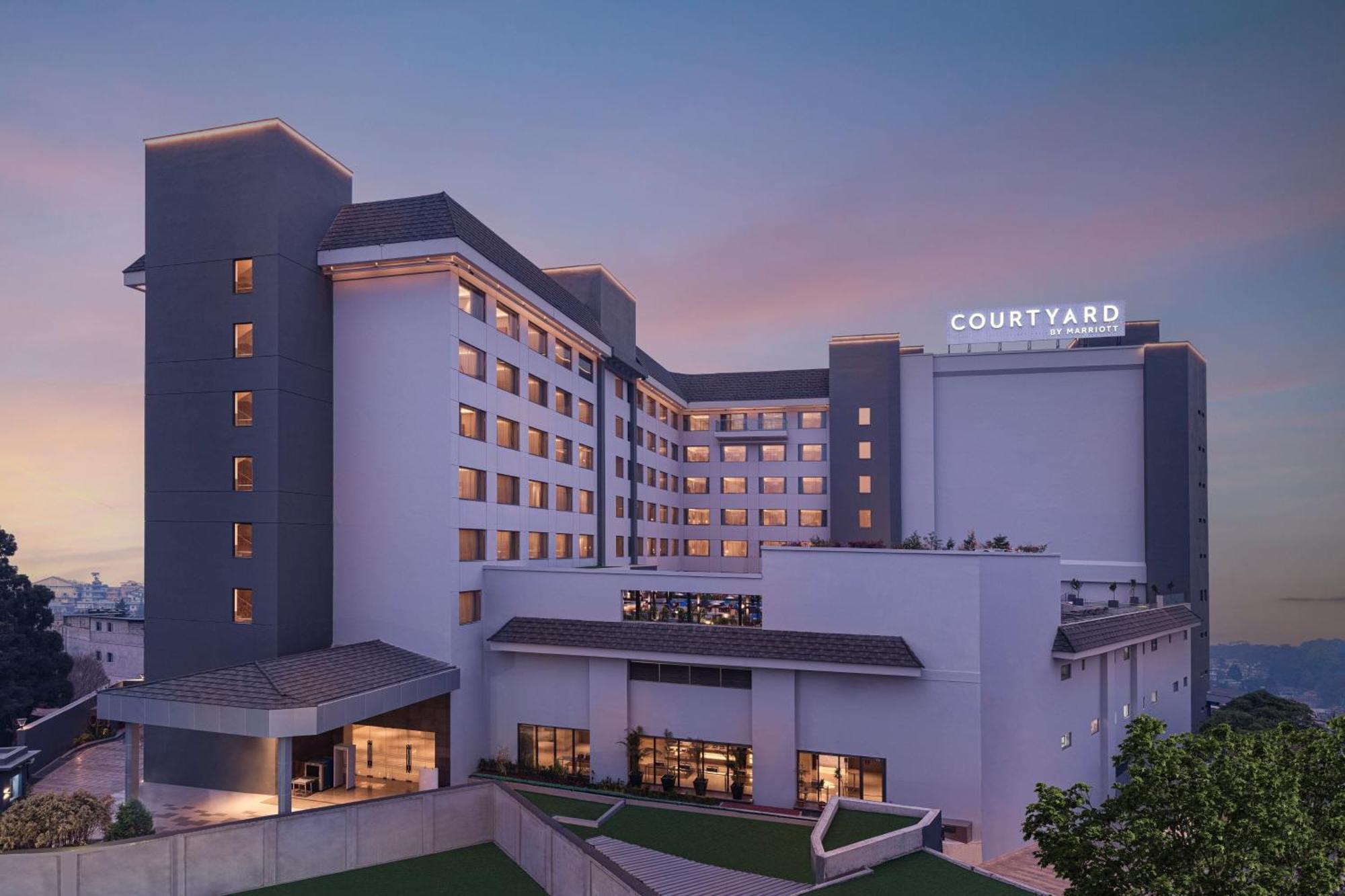 Courtyard By Marriott Shillong Hotel Kültér fotó