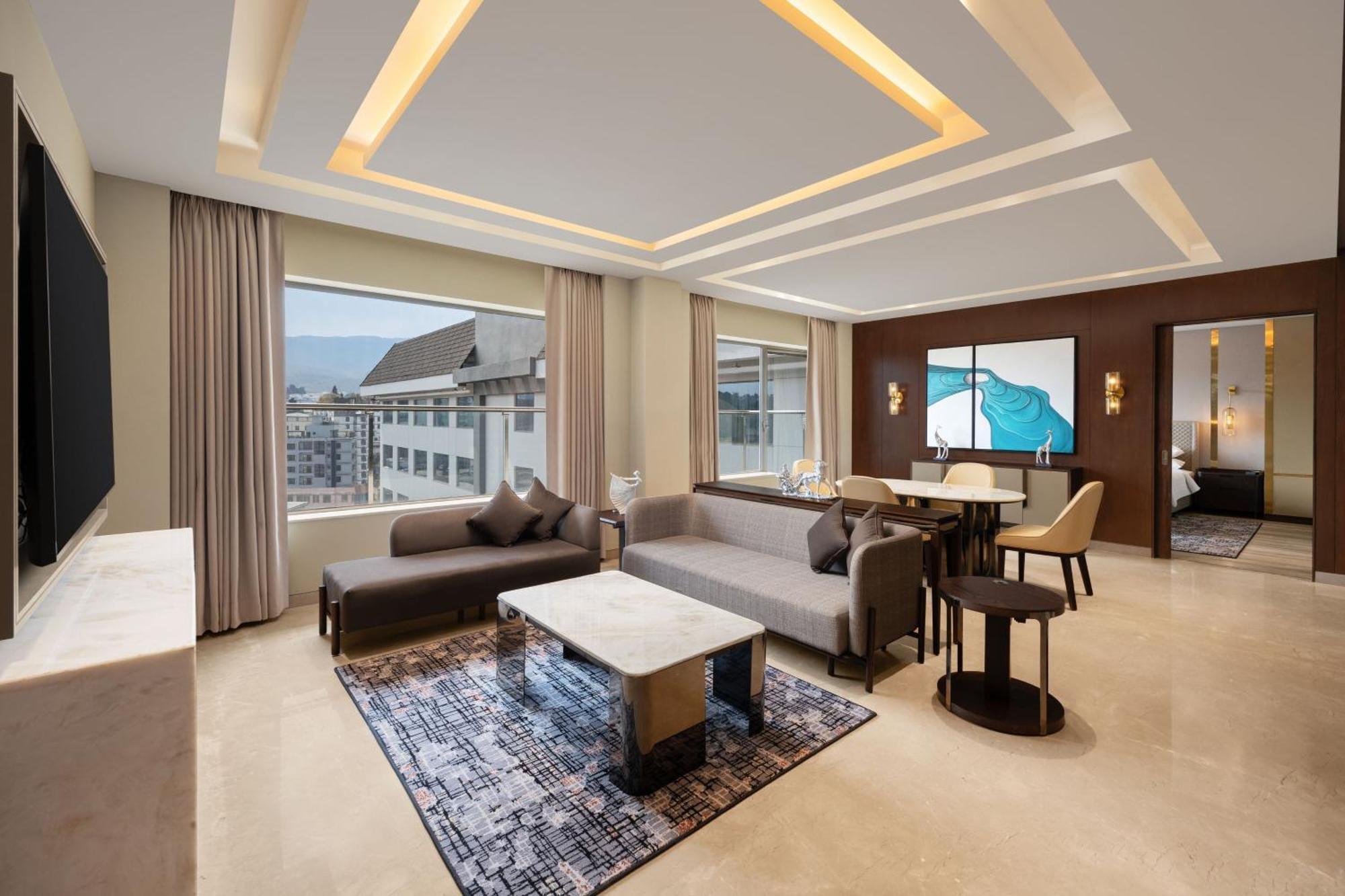 Courtyard By Marriott Shillong Hotel Kültér fotó